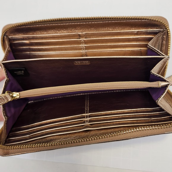 Coach Signature C Metallic Gold Tan Zip Around Wallet Clutch Purple Lining - Picture 4 of 5